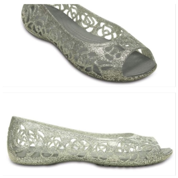 crocs female sandals